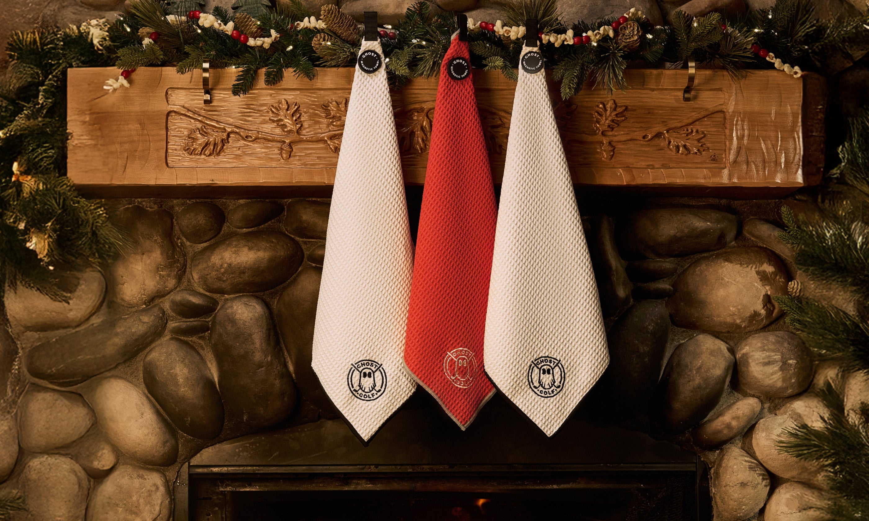 2025_Holiday_-_Towel_Tile