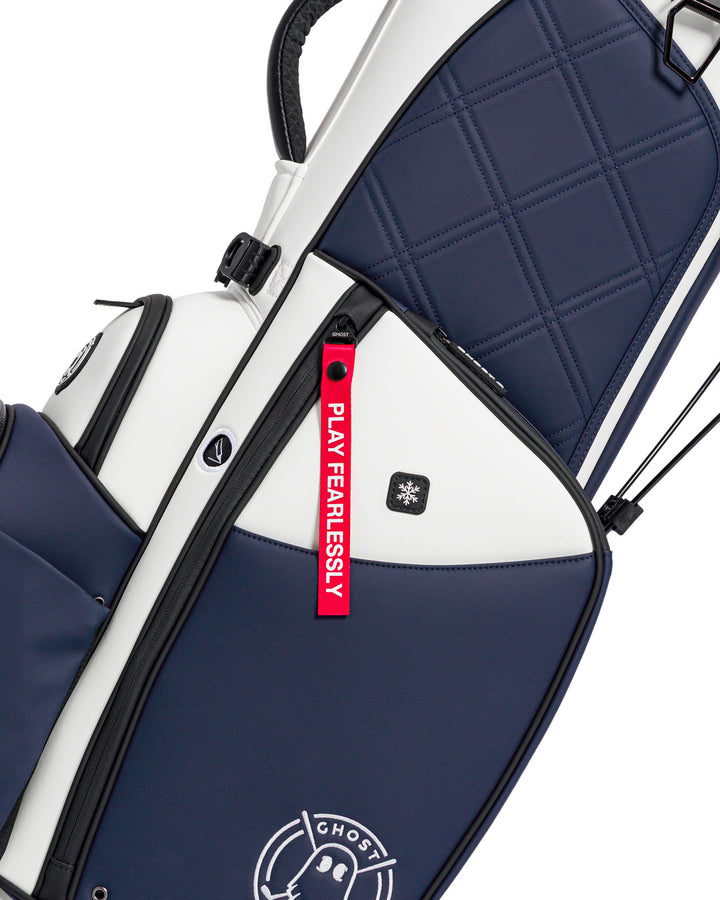 Anyday Valor Bag_Closeup 1_#color_white_navy