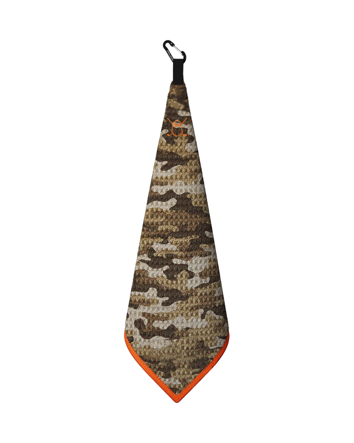 Greenside Towel with Carabiner Desert Camo#color_desert-camo