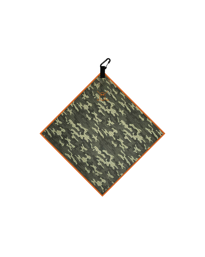 Greenside Towel with Carabiner Forest Camo#color_forest-camo