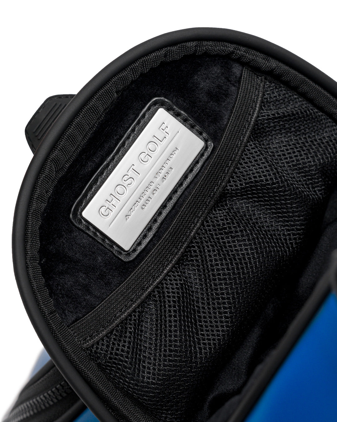 GT-14 Azzurro Bag_Plaque_closeup shot