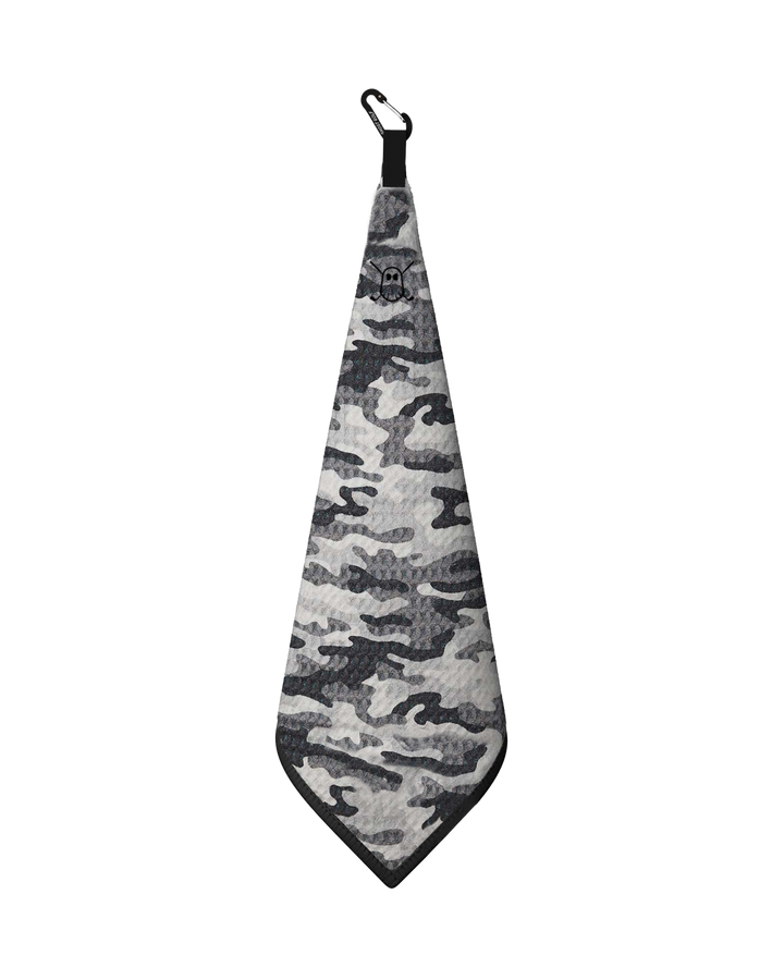 Greenside Towel with Carabiner Snow Camo#color_snow-camo